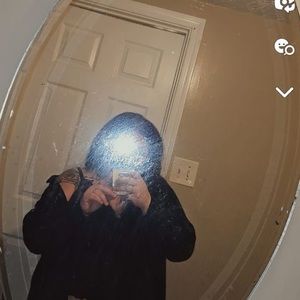 Meet your Posher, Rixie